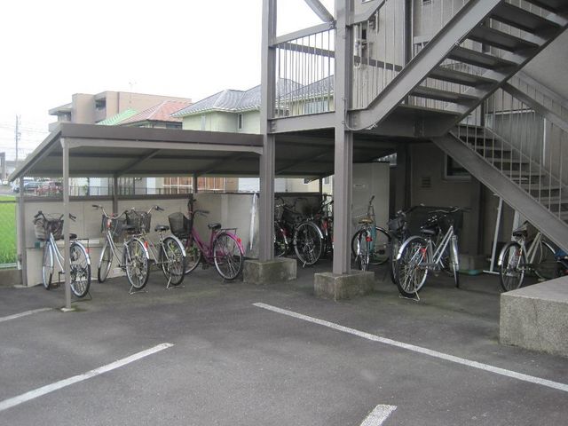 拡大写真:藤栄ビル 2階205の外観写真(昼)