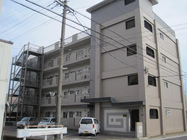 拡大写真:藤栄ビル 2階205の外観写真(昼)