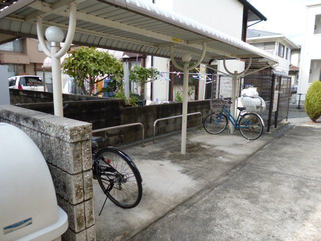 拡大写真:倉敷市上東 1階102の外観写真(昼)