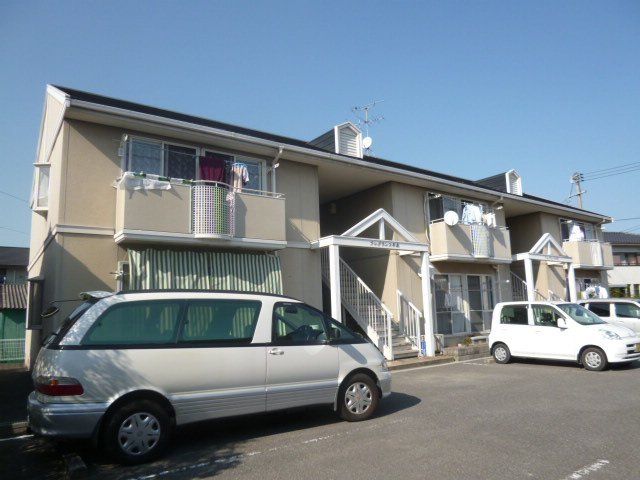 拡大写真:都窪郡早島町前潟 2階201の外観写真(昼)