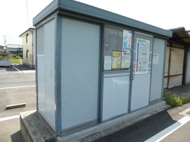 拡大写真:倉敷市水江 2階202の外観写真(昼)