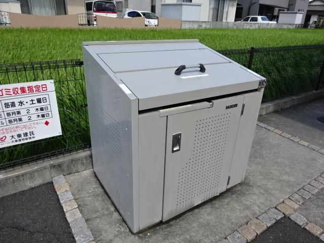 拡大写真:倉敷市酒津 1階101の外観写真(昼)