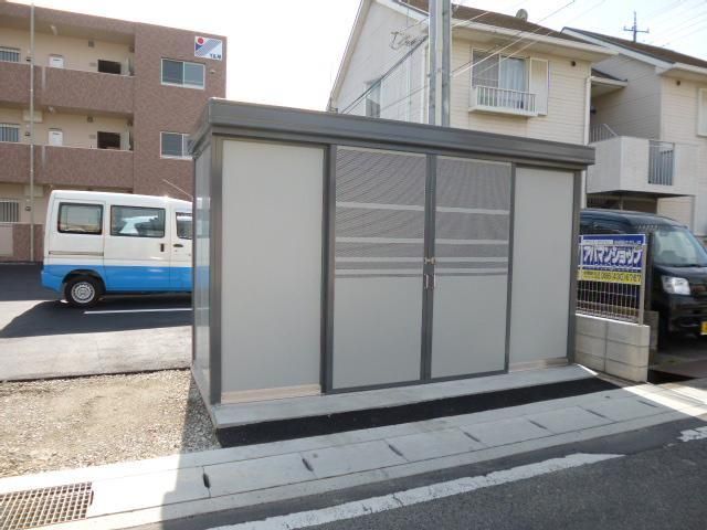拡大写真:倉敷市老松町1丁目 2階203の外観写真(昼)