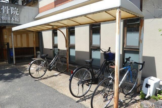 拡大写真:倉敷市中央1丁目 2階203の外観写真(昼)