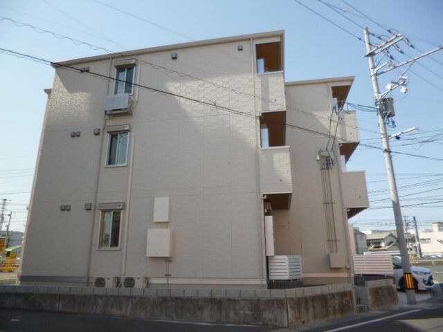 拡大写真:倉敷市阿知1丁目 1階102の外観写真(昼)