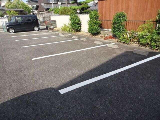 拡大写真:小宮ハイツ 1階103の外観写真(昼)