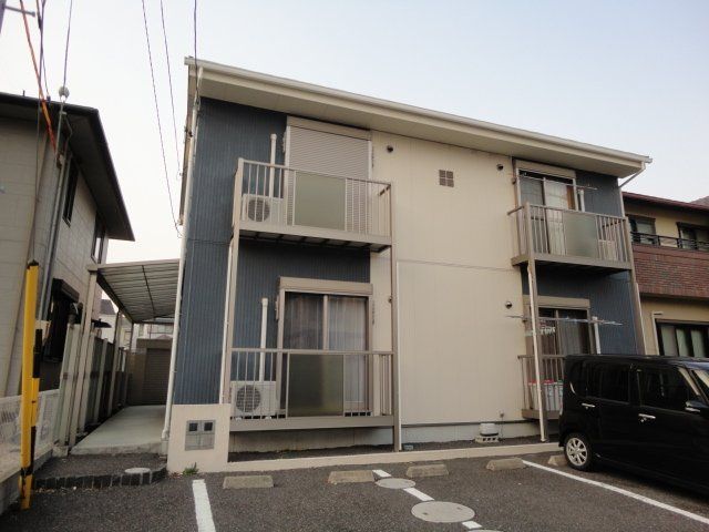 拡大写真:カプリ 1階101の外観写真(昼)