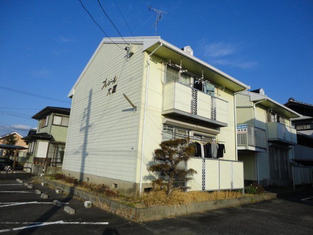 パレーシャル大園の外観