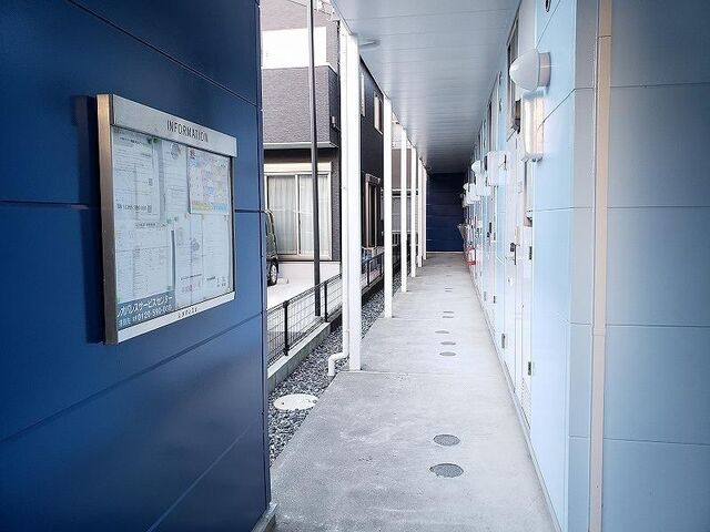 拡大写真:春日部市小渕 2階201の外観写真(昼)