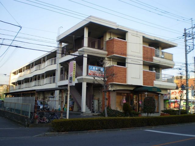 拡大写真:春日部市中央4丁目 3階307の外観写真(昼)