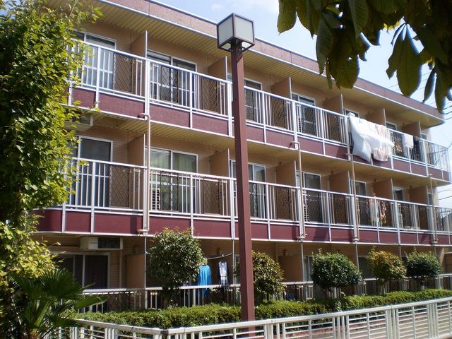 春日部市大沼2丁目の外観