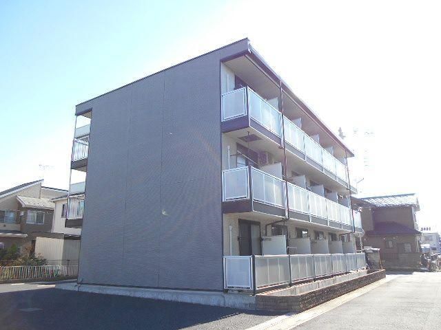 拡大写真:春日部市緑町1丁目 2階201の外観写真(昼)