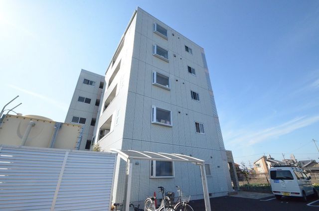 拡大写真:サンテラス 2階203の外観写真(昼)