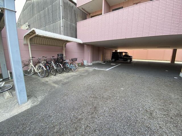 拡大写真:センチュリーパーク正保1番館 3階302の外観写真(昼)