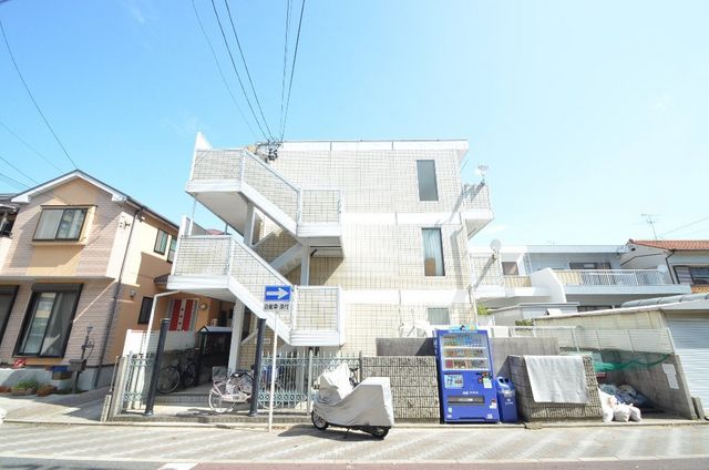 拡大写真:名古屋市中川区中島新町2丁目 1階106の外観写真(昼)
