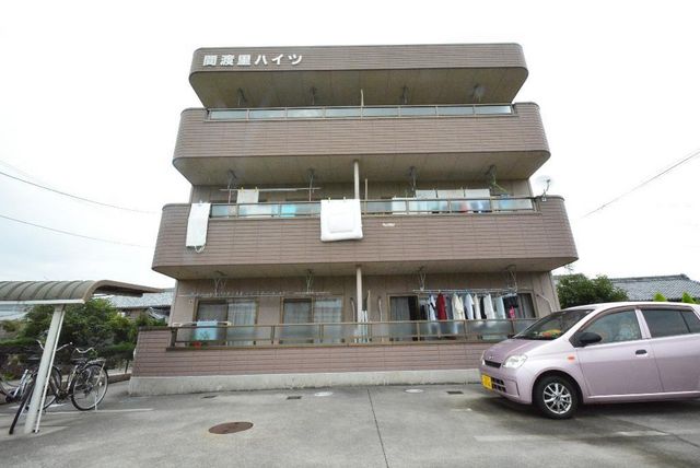 間渡里ハイツの外観