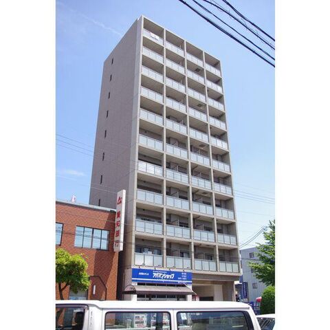 拡大写真:高畑T-2マンション 11階1101の外観写真(昼)