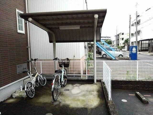 拡大写真：名古屋市港区宝神３丁目 2階202の外観写真（昼）