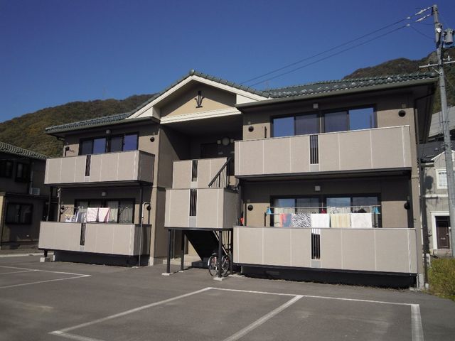 パティオ塩尻の外観