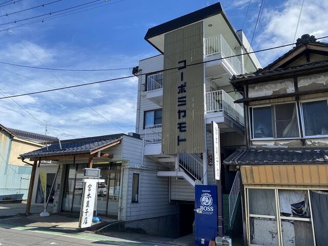 拡大写真:コーポミヤモト 3階302の外観写真(昼)