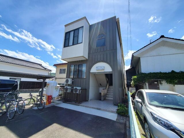 ルミエール常田の外観