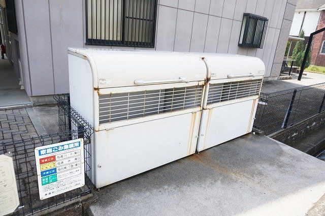 拡大写真:サンパレスダンディ B棟 2階202の外観写真(昼)