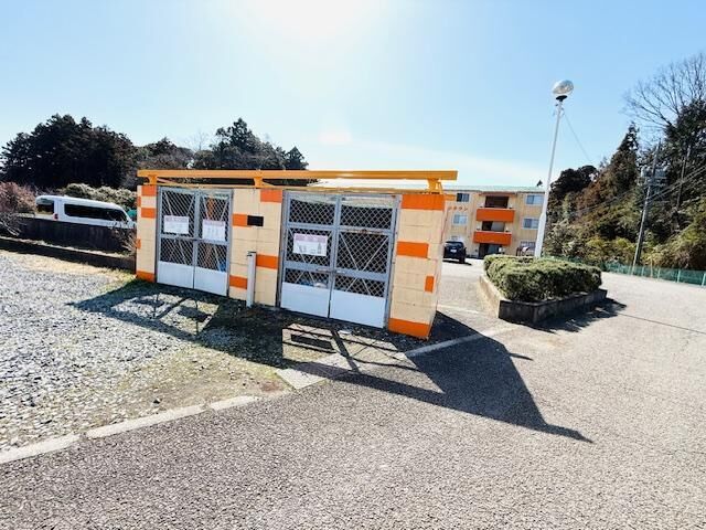 拡大写真:オレンジタウン A棟 1階A103の外観写真(昼)