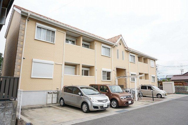 スプルースの外観