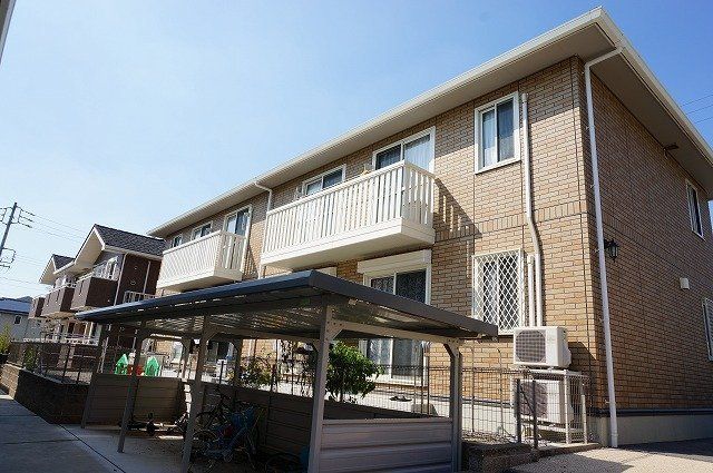 サンポーチ陽だまりAの外観