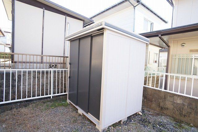 拡大写真:メゾンくわなM13 2階1の外観写真(昼)