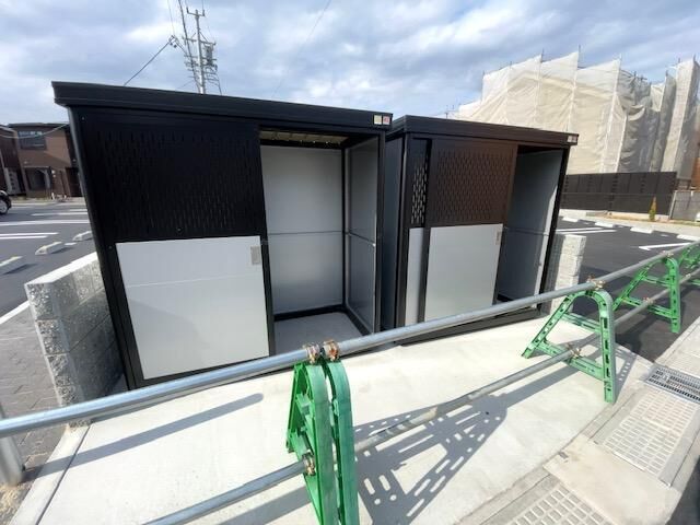 拡大写真:スターリット D 2階202の外観写真(昼)