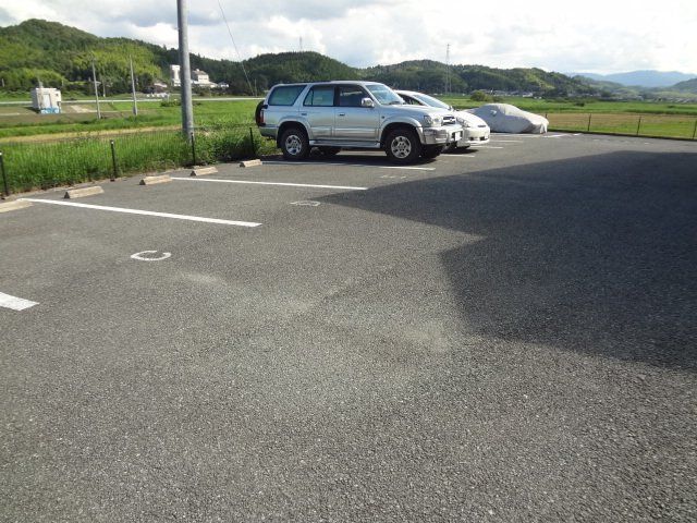 拡大写真:ビューフォート 1階102の外観写真(昼)