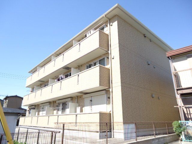 拡大写真: セリア141 3階303の外観写真(昼)