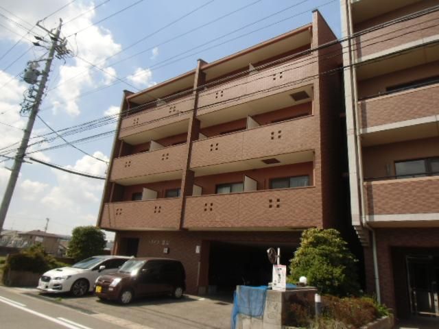 拡大写真: グランドハイツ豊山Ⅰ 3階306の外観写真(昼)