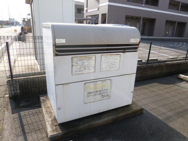 拡大写真:倉敷市連島2丁目 2階201の外観写真(昼)