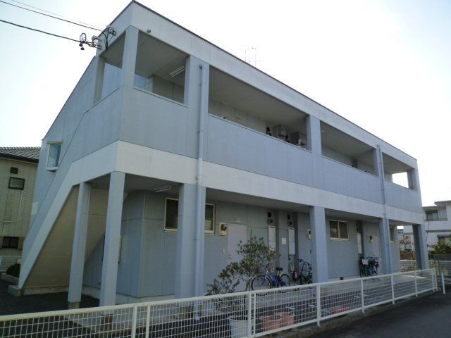 拡大写真:サンライズ御宿 1階102の外観写真(昼)