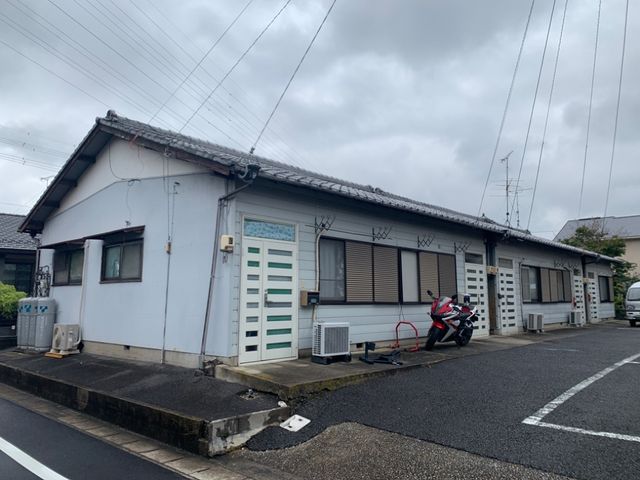 ステップ飛高の外観