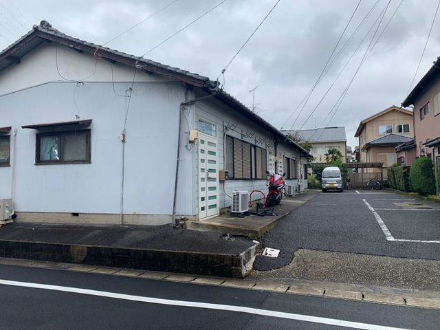 拡大写真:ステップ飛高 1階2の外観写真(昼)