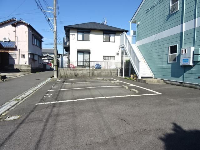拡大写真:ニューシティサンビーム 2階2Bの外観写真(昼)