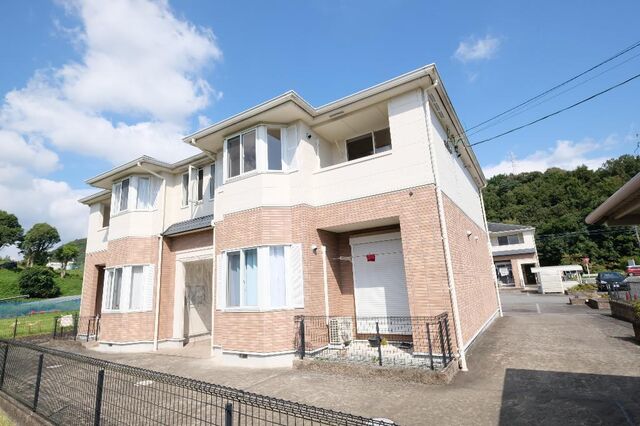 クローバー Bの外観