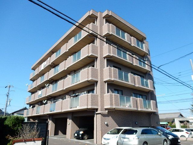 ジャスパー江南の外観