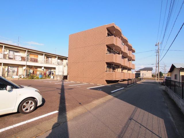 拡大写真:デュオグラート 3階304の外観写真(昼)