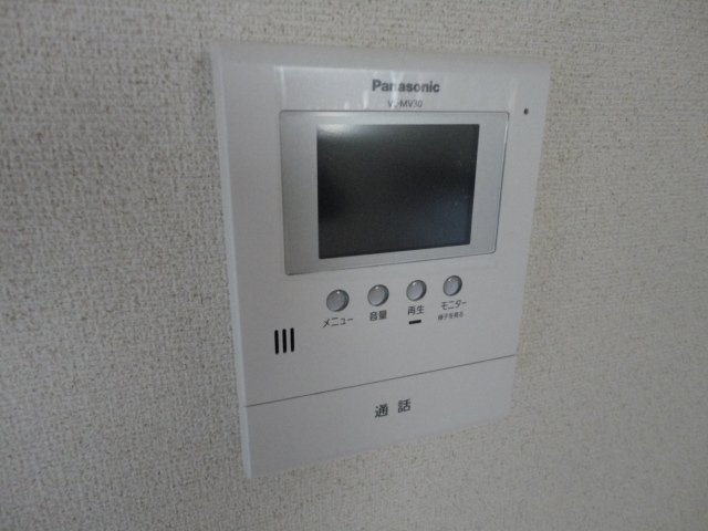 拡大写真:西坂ハイツB棟 1階101のカメラ付インターホン