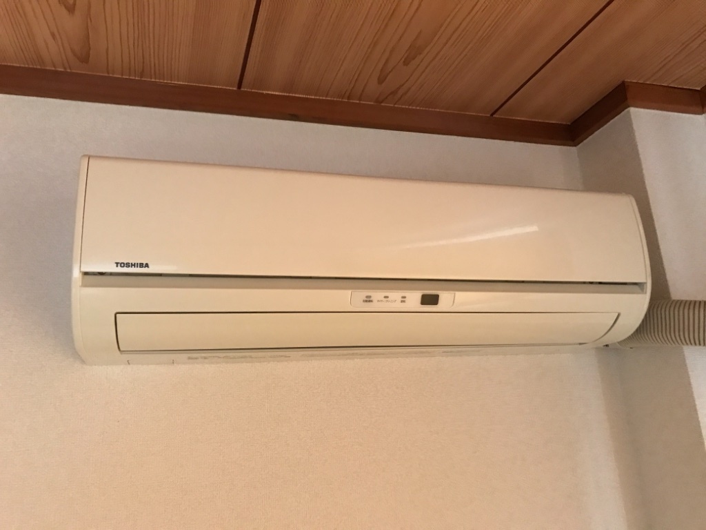 拡大写真:リバーサイドマルセイユ 3階303のエアコン