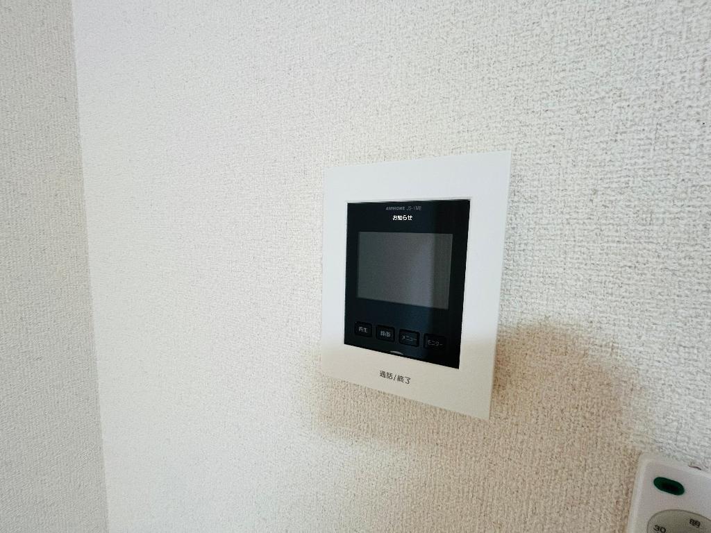 拡大写真:グランドパレス宮西 2階202のカメラ付インターホン