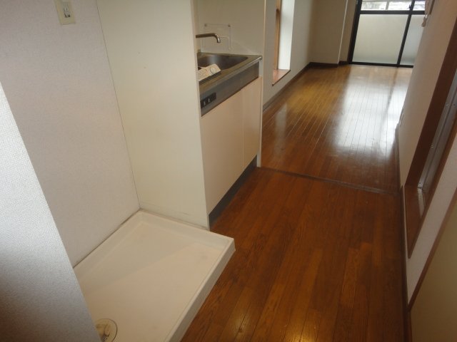 拡大写真:名古屋市昭和区塩付通1丁目 7階701の廊下