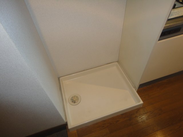 拡大写真:名古屋市昭和区塩付通1丁目 7階701の室内洗濯機置場