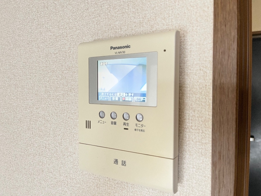 拡大写真:トゥインクル 2階202のカメラ付インターホン