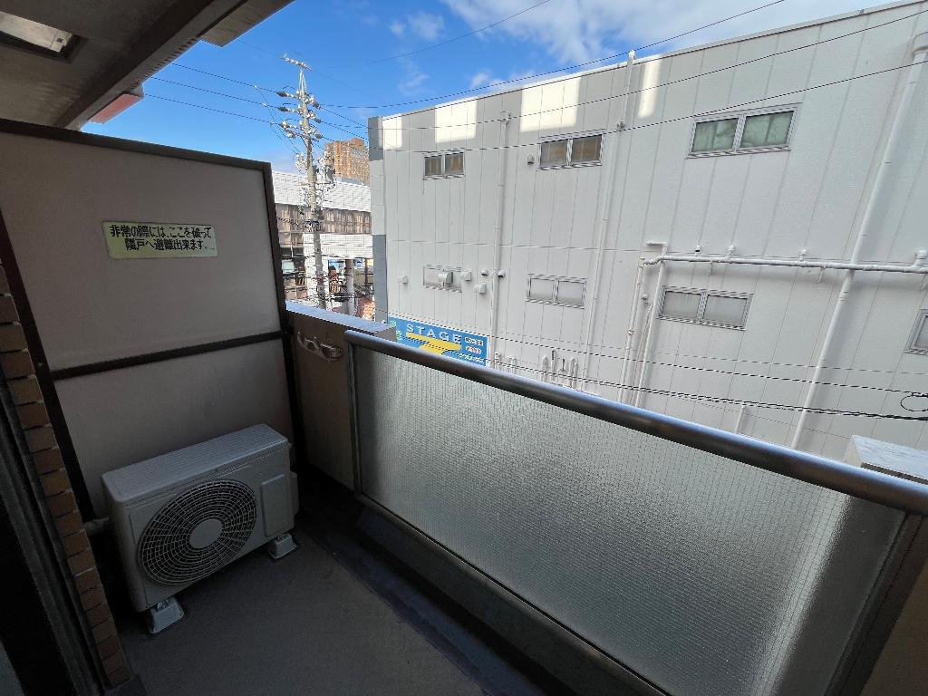 拡大写真:シーズンコート塩釜駅前 3階303のベランダ