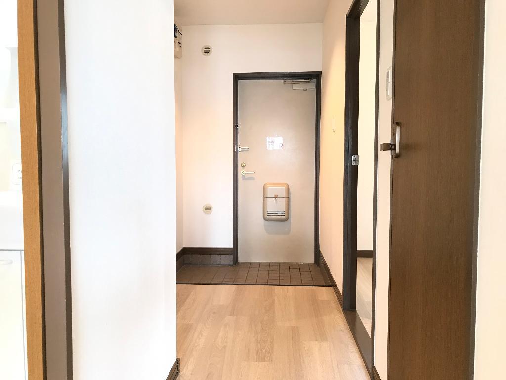 拡大写真：ハイツ平針 4階403の廊下